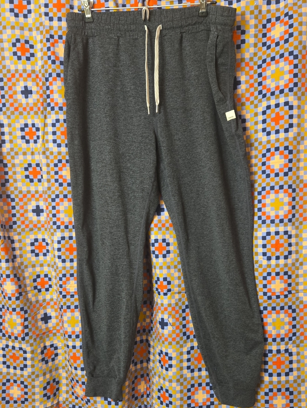 Vuori The Rise The Shine Joggers Sz L Dark Heather Grey